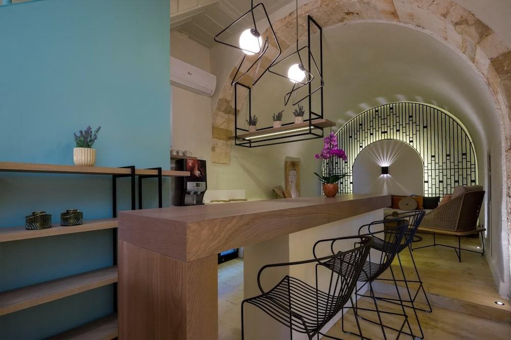 Elg Contessa Boutique Hotel Hriszí Aktí Haniá Kültér fotó