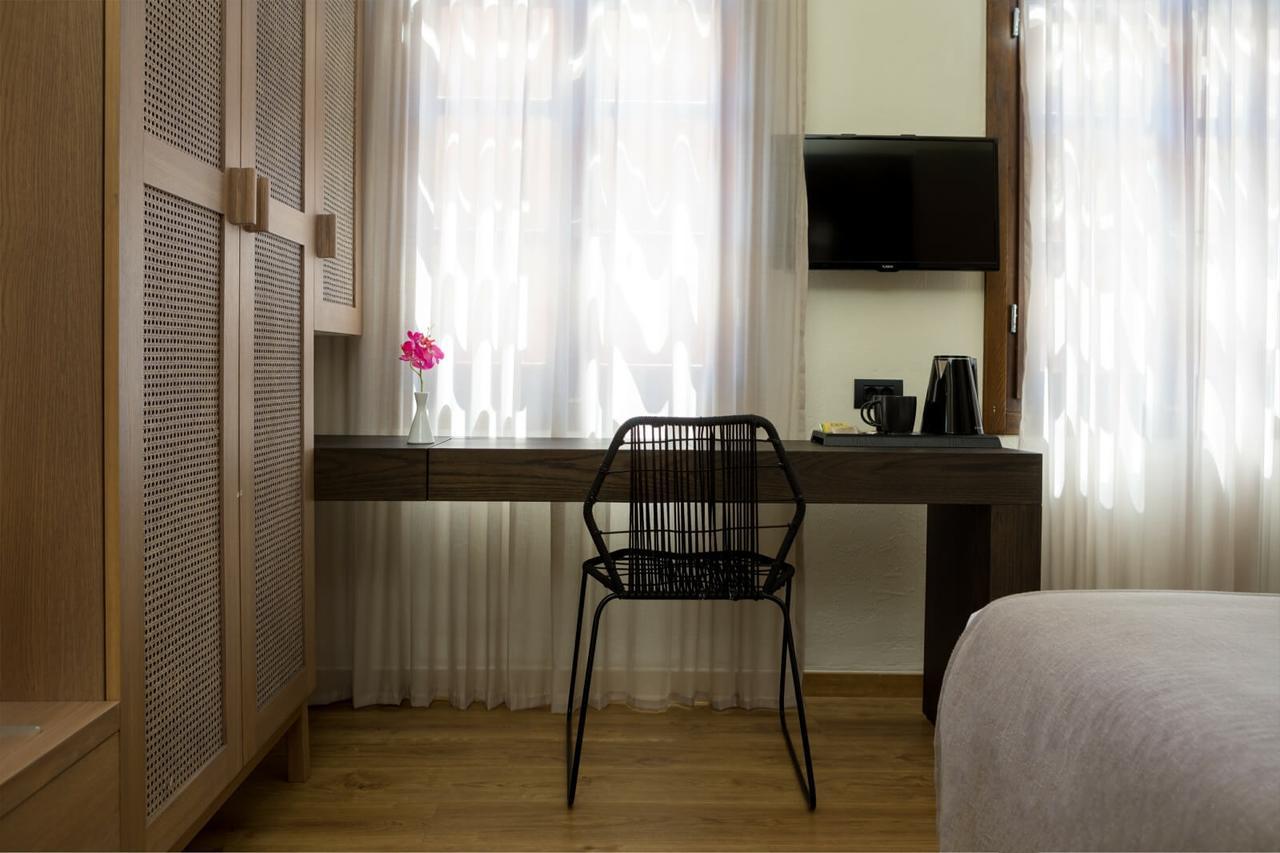 Elg Contessa Boutique Hotel Hriszí Aktí Haniá Kültér fotó